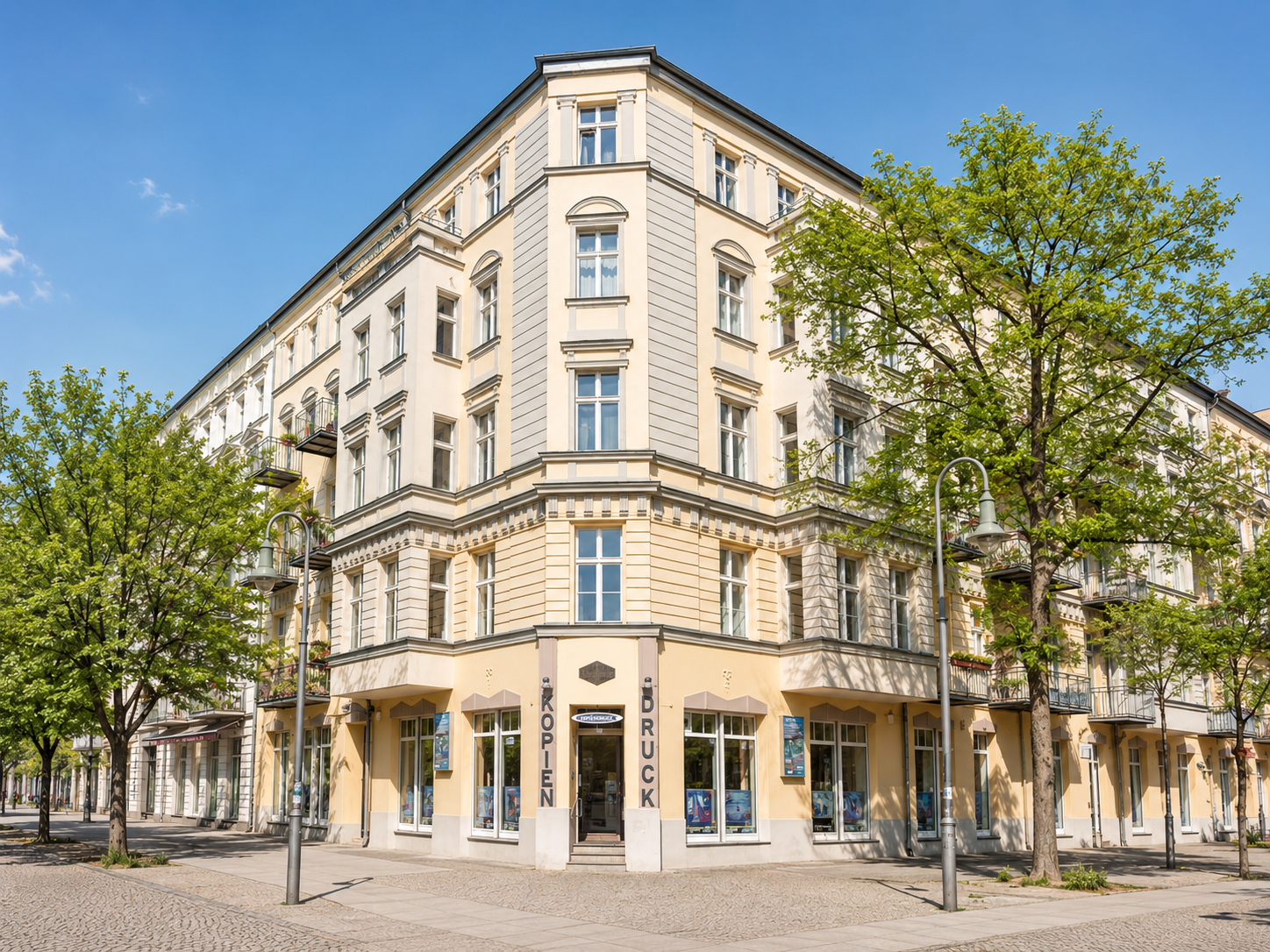 Gründerzeit-Mehrfamilienhaus in Berlin-Prenzlauer Berg – Off-Market-Verkauf an vorgemerkte Investoren, Family Offices und Bestandshalter über MFH-Immo
