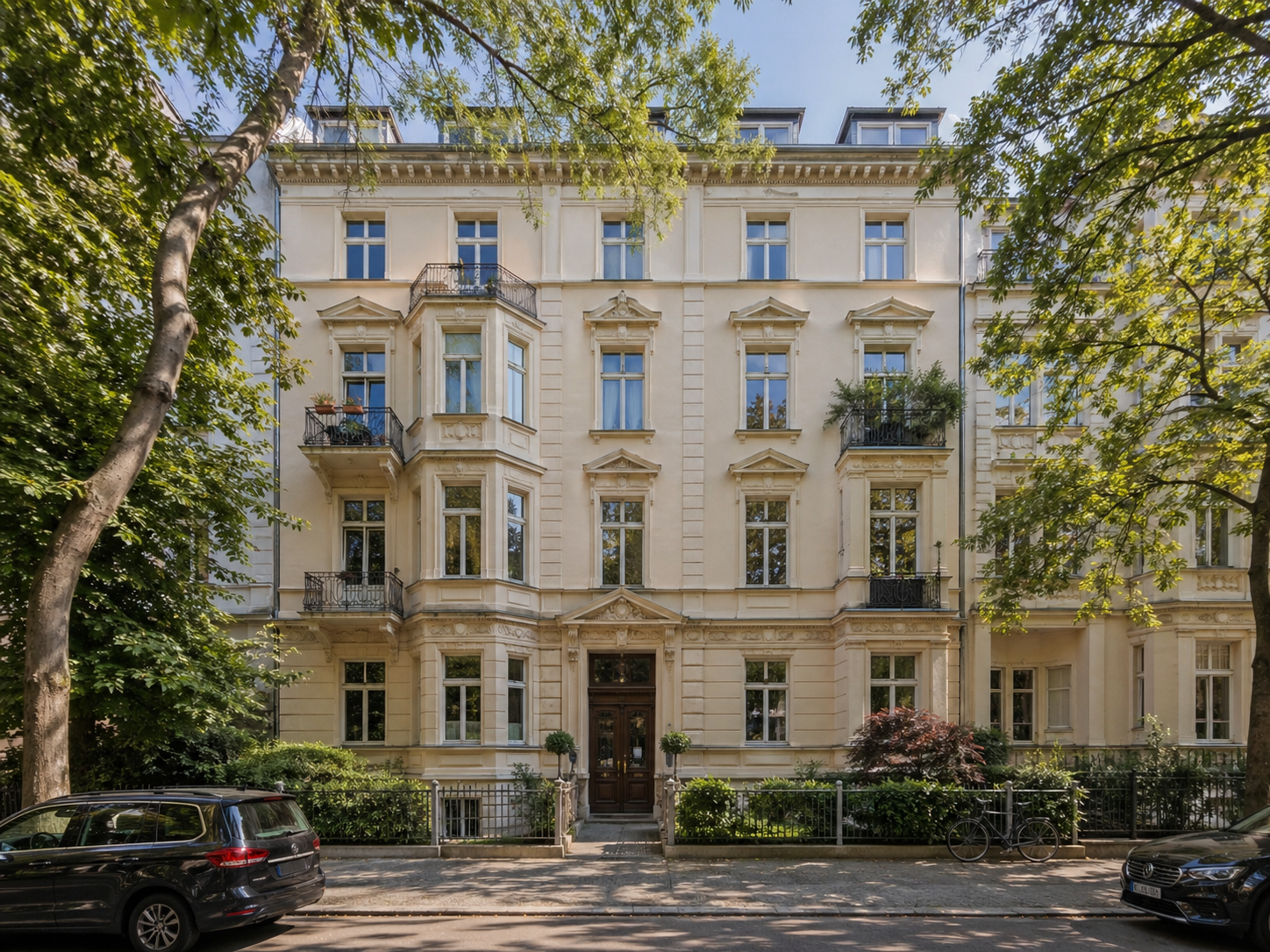 Referenz-Mehrfamilienhaus in Berlin-Charlottenburg – diskret verkauft mit MFH-Immo